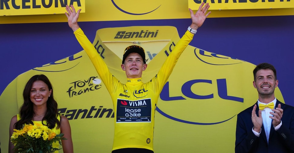 Tour de France. Subito Vingegaard in maglia gialla. Ottimo Ganna secondo per 8 secondi