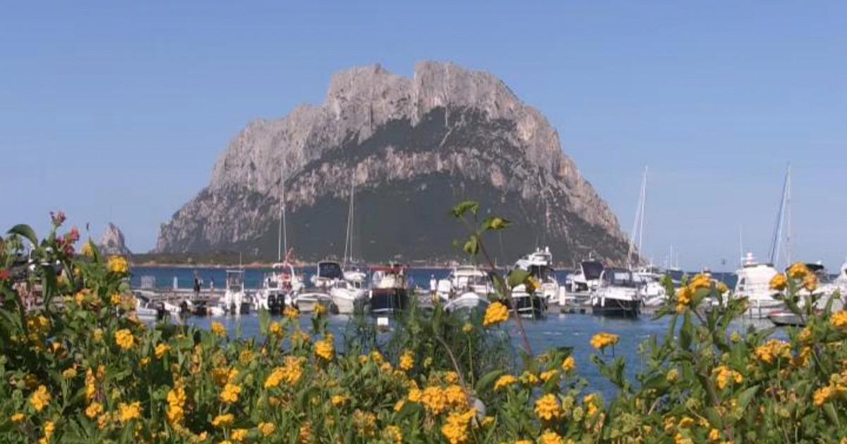 Cala Finanza, il sottosegretario Sbarra: il no al progetto solo dopo il dietro-front del Comune