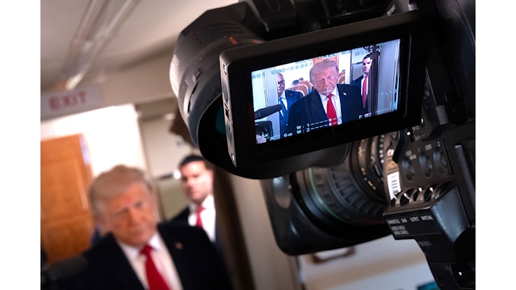 Trump vuole la prima serata: «Novità sull’integrità del voto» - il manifesto