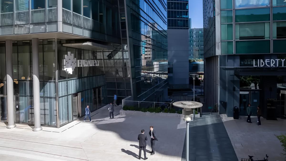 Borsa: Europa debole con Wall Street, richiude Hormuz, Milano -0,6%