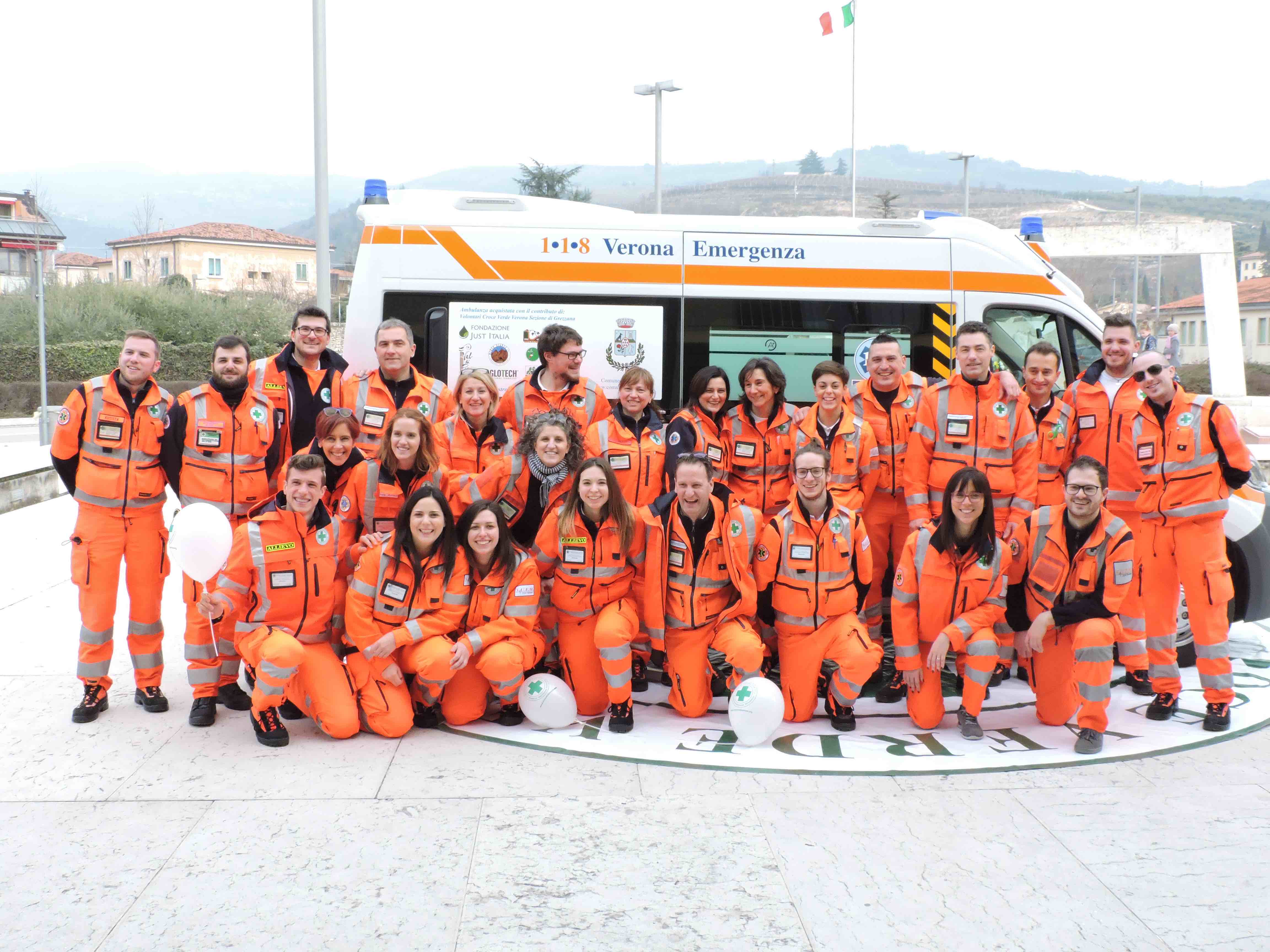 CROCE VERDE VERONA: UNA NUOVA AMBULANZA PER I 70 CROCEVERDINI DI GREZZANA